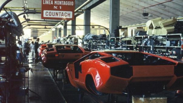 Die Geschichte des legendären V12, der die Lamborghini-Produktion revolutioniert hat